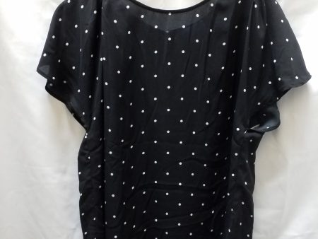 Top Short Sleeve Basic By Cece  Size: L on Sale